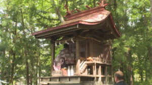 蚕で栄えた歴史を思い　地域産業の発展を願う　蚕養国神社春季大祭礼　上田市中央北