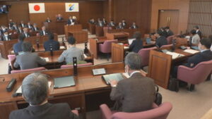 東御市議会臨時会　給食センター厨房機器購入を可決　東御市役所
