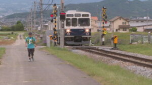別所線と走ろう、歩こう　ラン＆ウォークイベント賑わう　上田市