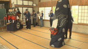 青木村　村松中地区　八十八夜祭　五穀豊穣を願う獅子舞奉納