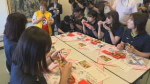 ＪＡ信州うえだ女性部　地元食材使ったお弁当で選手を応援　ルートイン上田