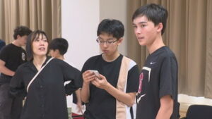 ようこそ坂城町へ　米国・プレシディオ中学校の生徒が来町　坂城町文化センター　