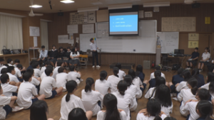 戦争や平和を考えるきっかけに　平和プロジェクト上田が特別授業　上田市立第二中学校