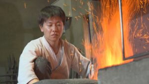 ３６歳で最高賞　坂城町　刀匠宮入陽さん