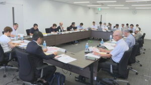 上田市　行財政改革推進委員会　３か年の集中改革プラン示す　上田市役所