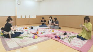 季節を感じる　親子交流の場　上田市　西部公民館